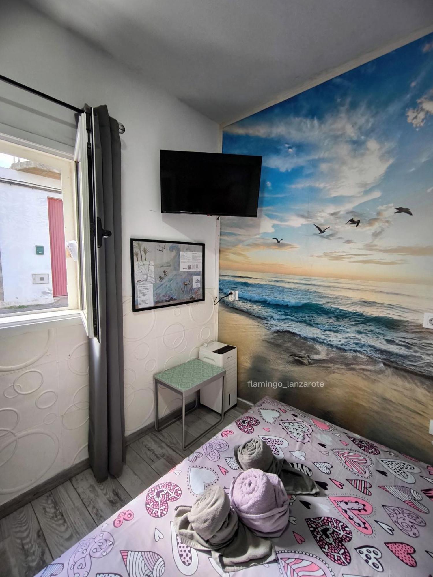 Habitacion Flamingo, Entrada Privada Y Bano Privado En Suite By Flamingo House, No Fumadores Arrecife  Exteriör bild